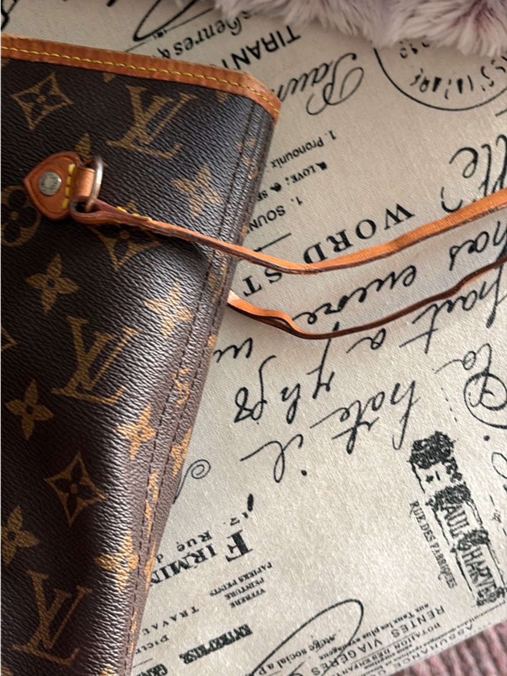 Louis Vuitton Monogram Brown Tote with Tan Trim.  MM - Picture 6 of 12